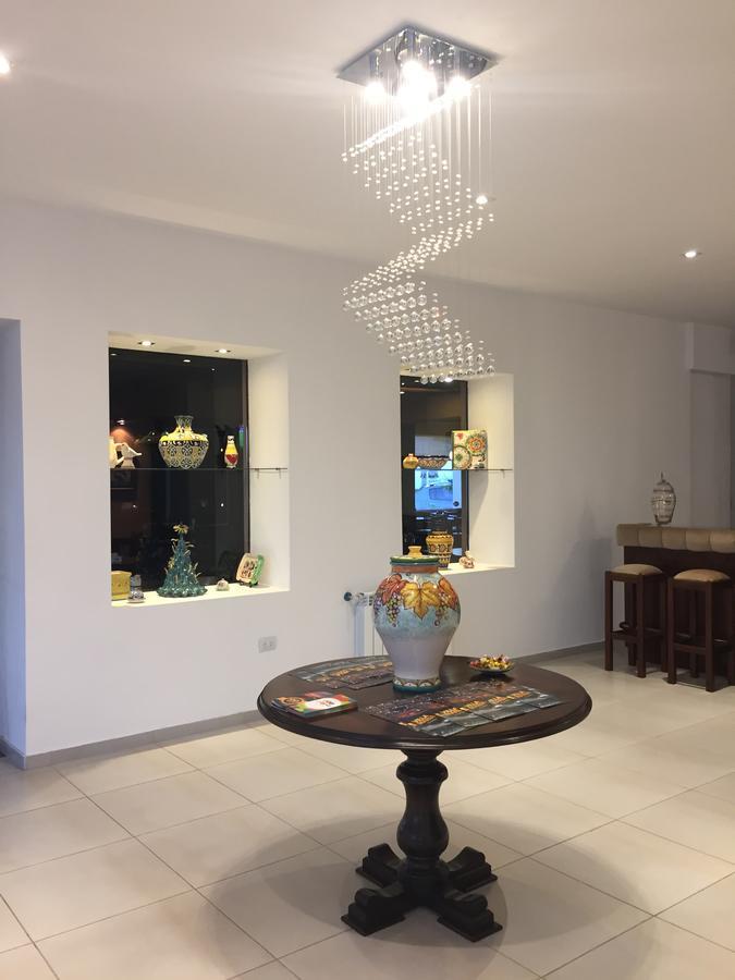 Oncativo Hotel La Posta מראה חיצוני תמונה